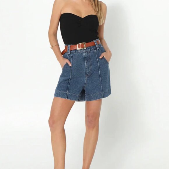 NWT Madison the Label Sleeveless Sweetheart Neckline Black Knit Top Size XSmall - Picture 3 of 6